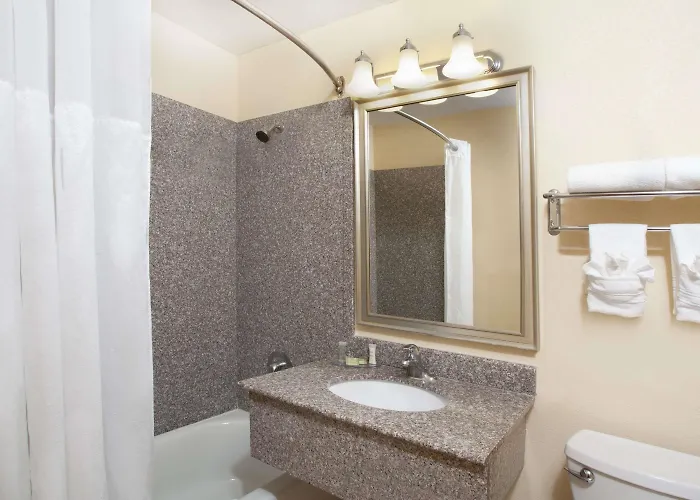 Super 8 By Wyndham Chicago O'hare South Northlake